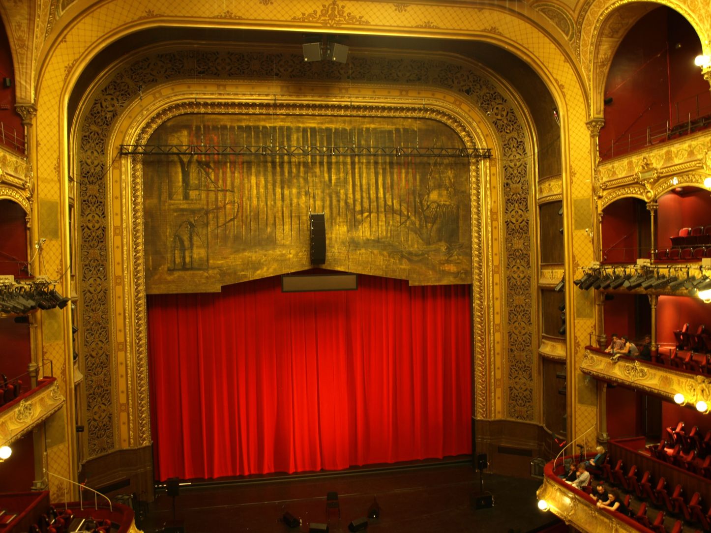Du theatre. Театр Шатле. Парижский театр Шатле. Театр Шатле в Париже 1906. Театр Шатле сцена.